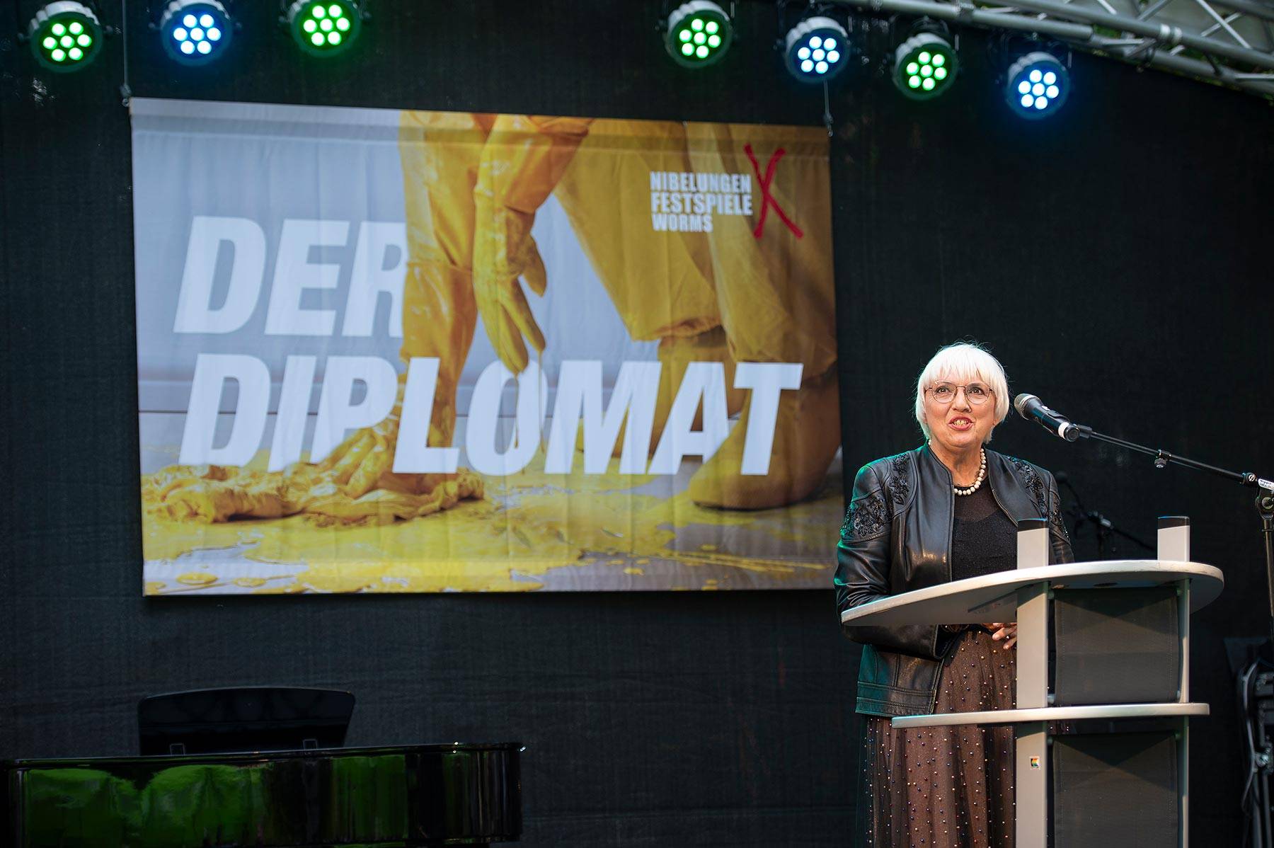 Nibelungen Festspiele Der Diplomat Premiere