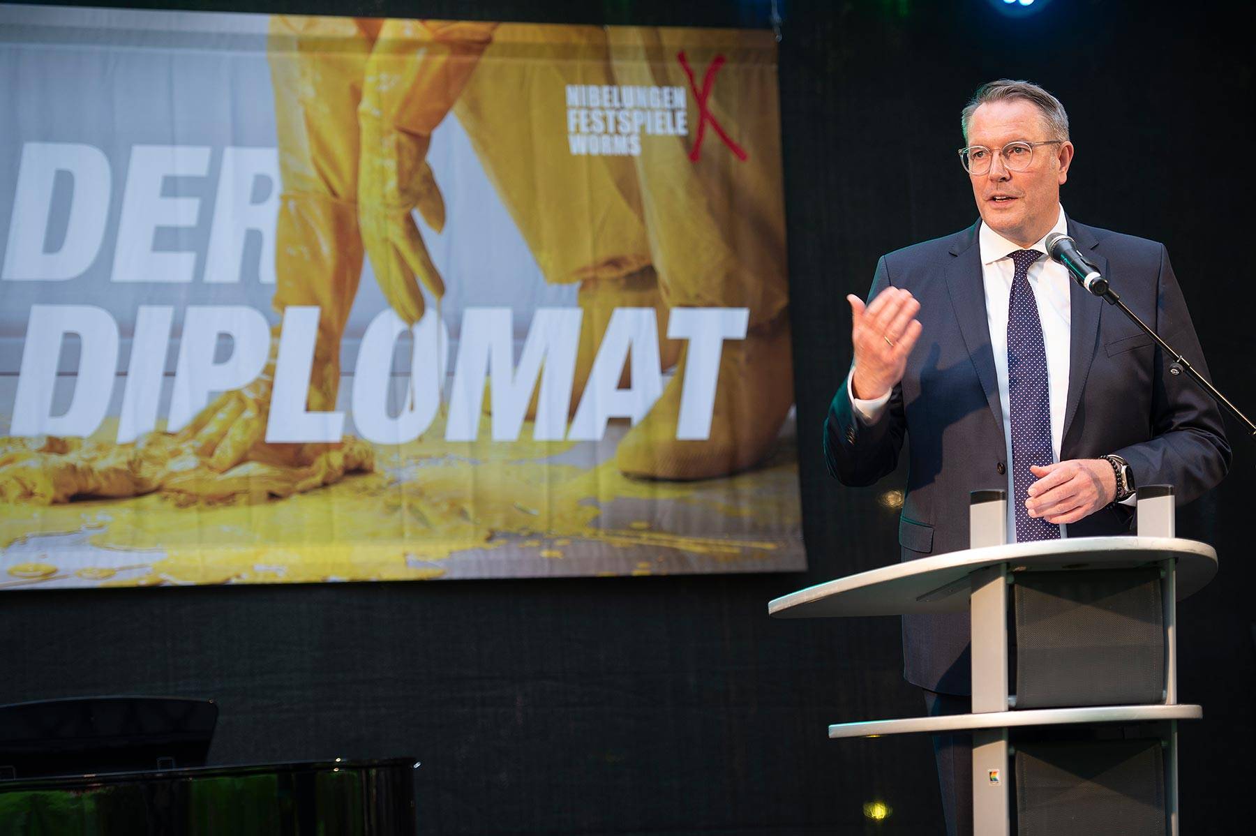 Nibelungen Festspiele Der Diplomat Premiere