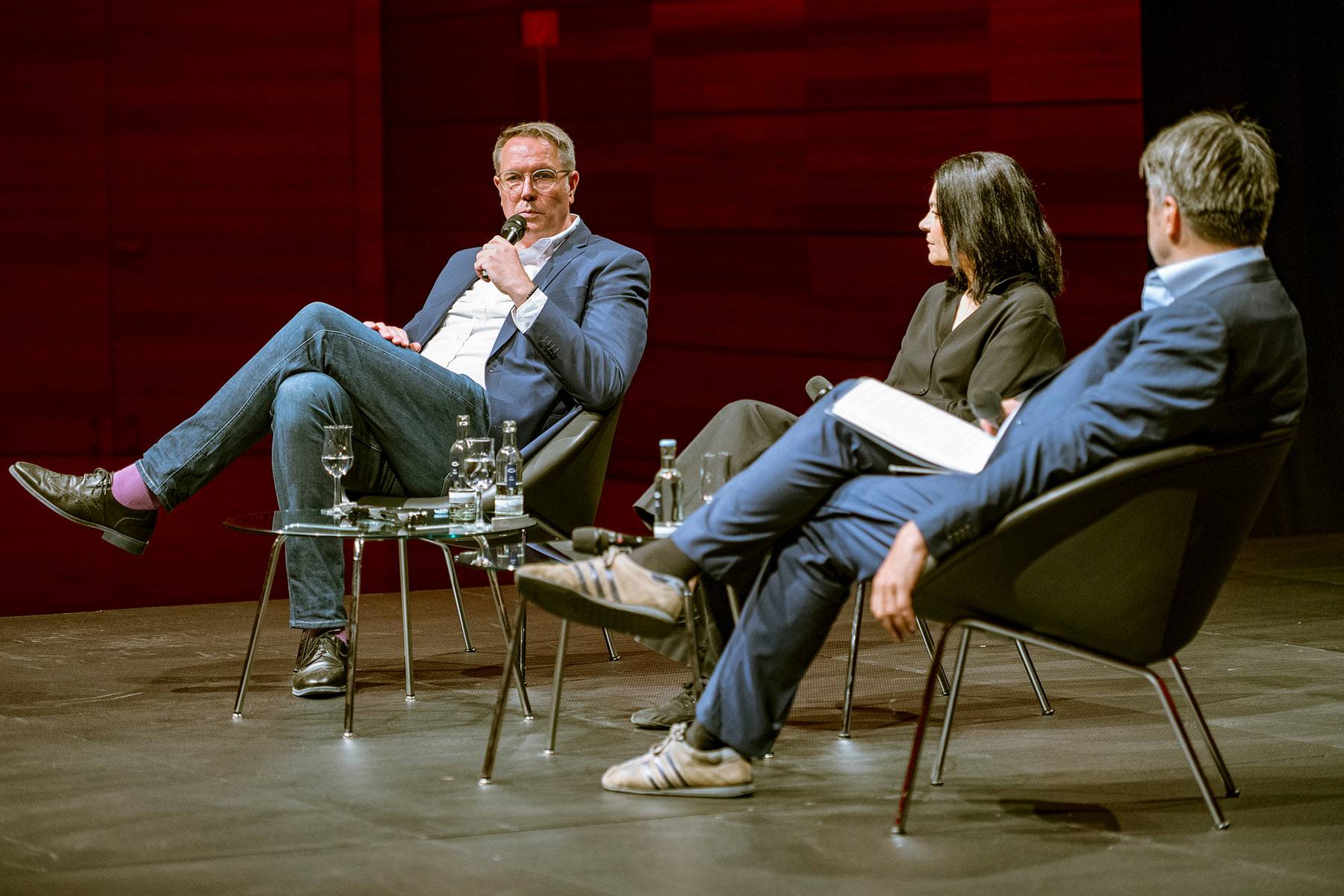 Nibelungen Festspiele See aus Asche