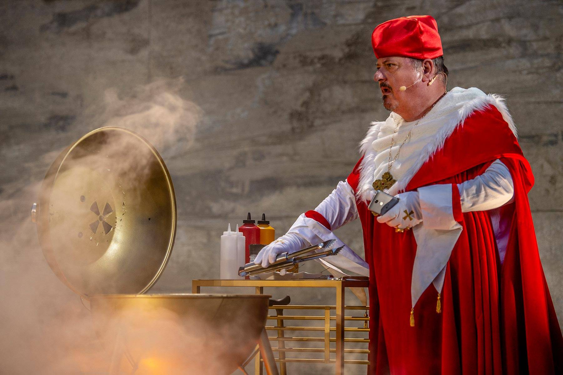 500 Jahre Reichstag zu Worms: Die Nibelungen-Festspiele bringen Luther auf die Bühne vor dem Kaiserdom